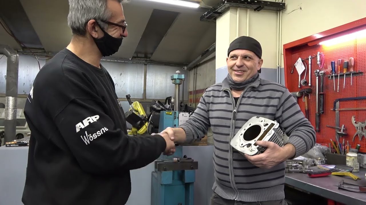 ΡΕΚΤΙΦΙΕ δείτε πώς γίνεται.. ( See how it is done Resurfacing cylinder head )