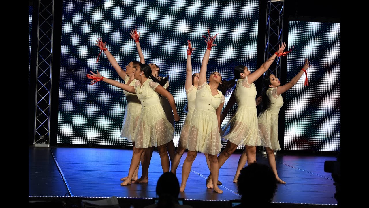 Showstopper Dance Competition: 