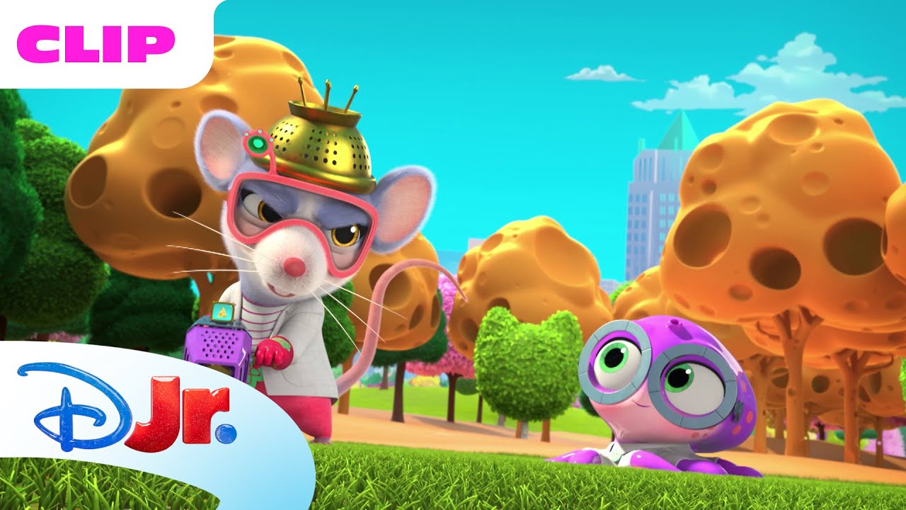 The Red Laser Pointer 🐱 | SuperKitties ⭐ | Disney Jr. MENA