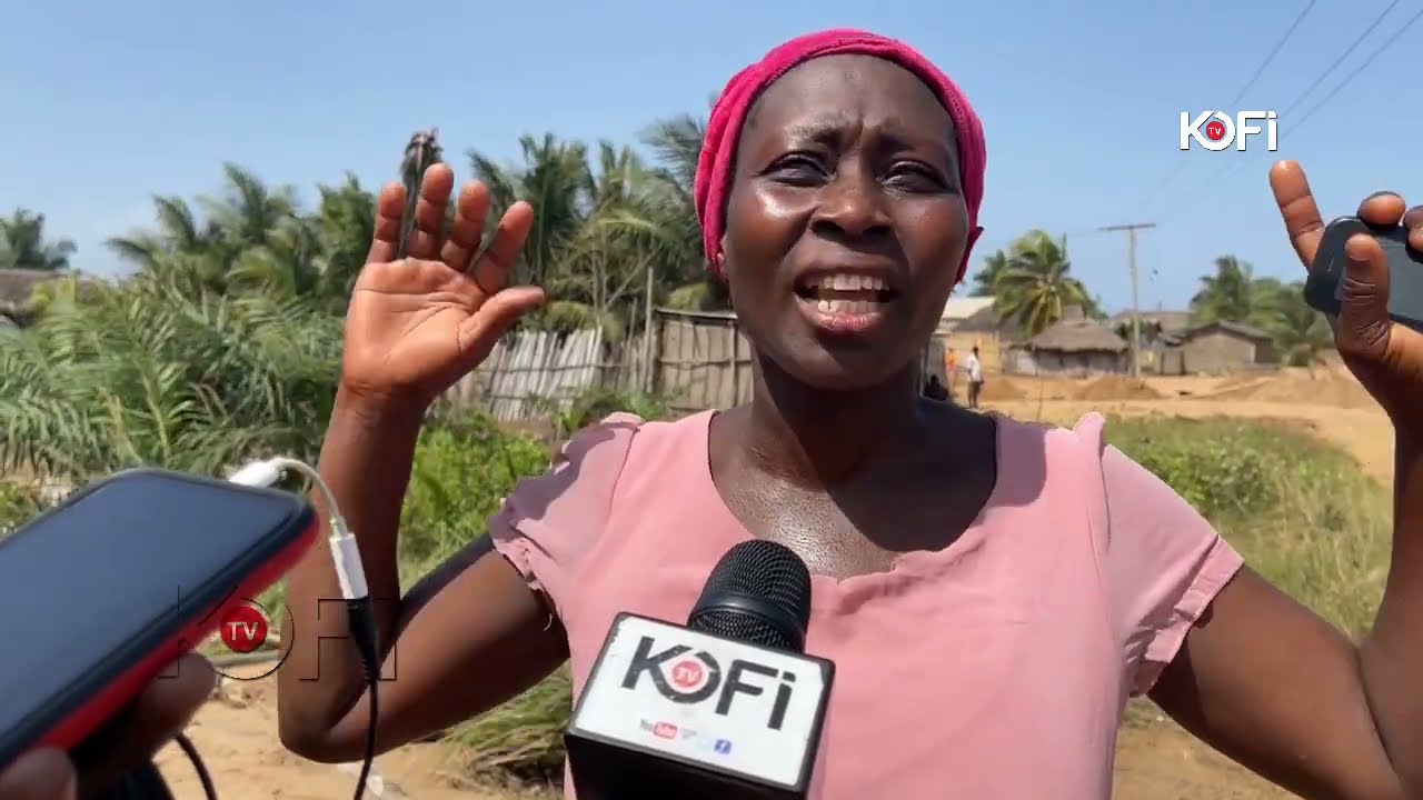 ANLO BEACH RESIDENTS AGREE TO MOVE AFTER THE SEA SWALLOWS GREATER PART OF THEIR TOWN