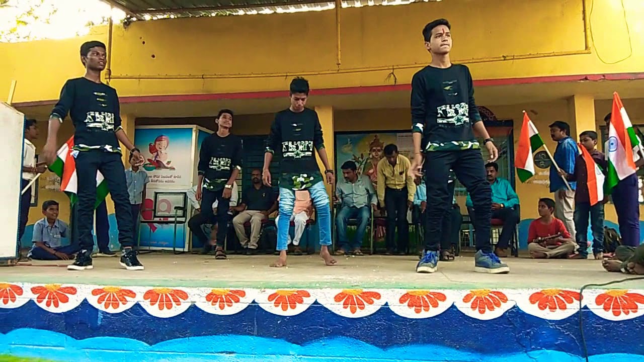 O Sainika group dance in $chool@@@!!