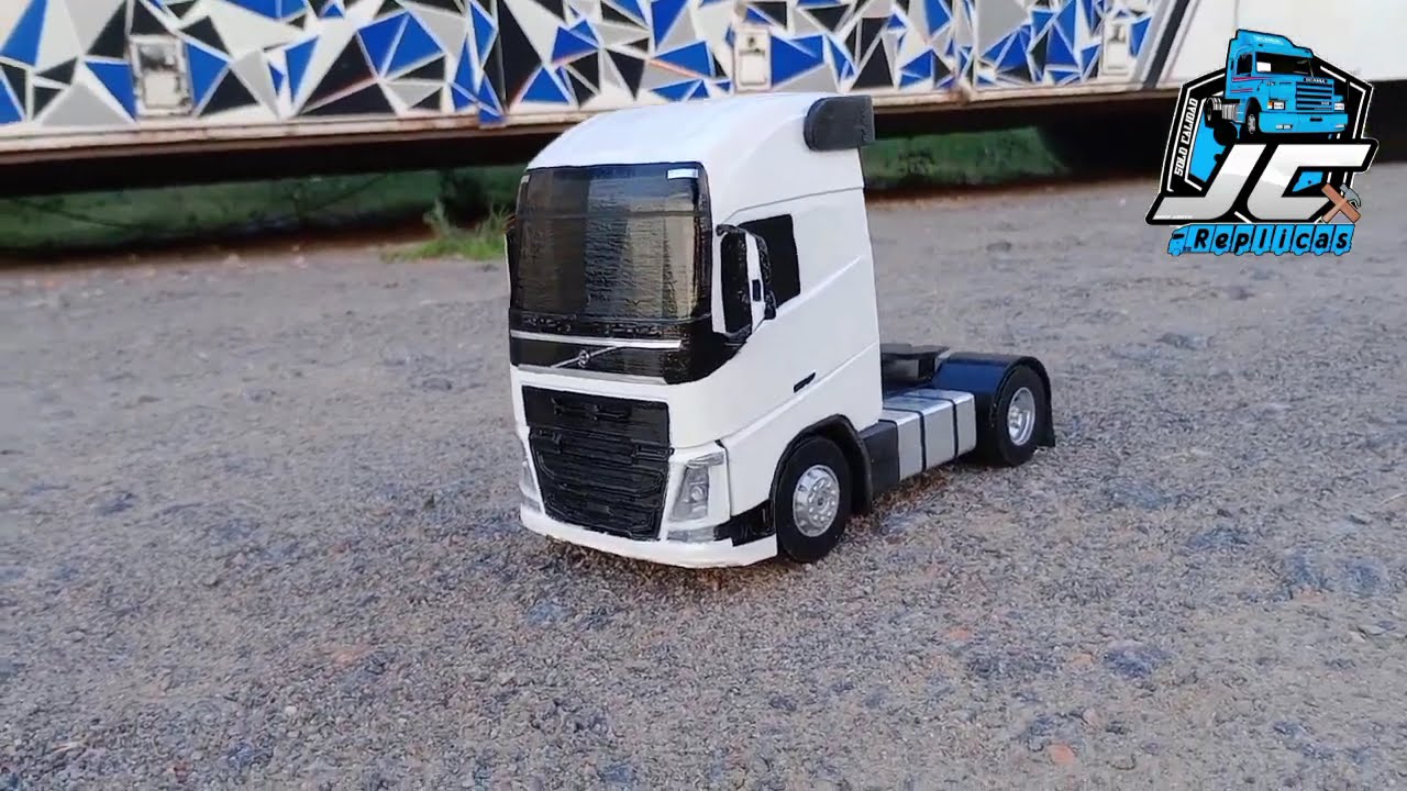 Miniatura de camión Volvo fh540 escala 