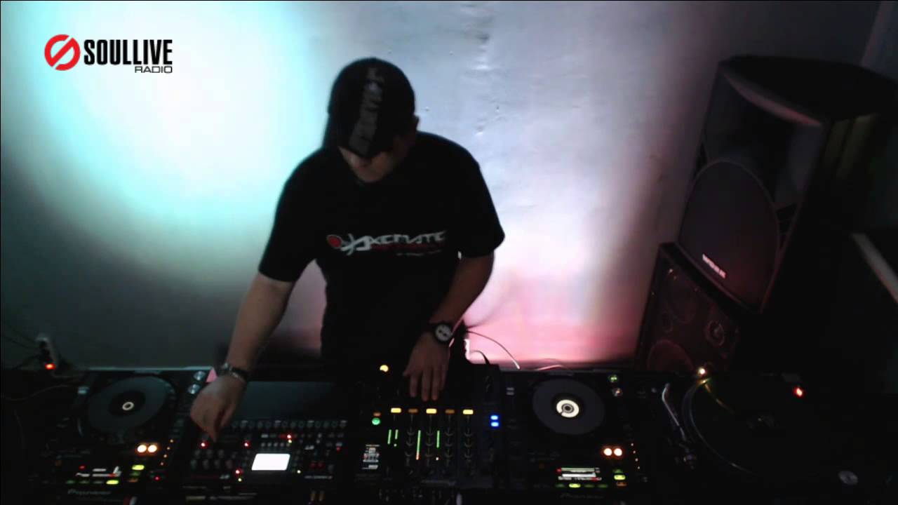 Denny Kay - TECHNO (Octatrack dj set @ soullivefm)