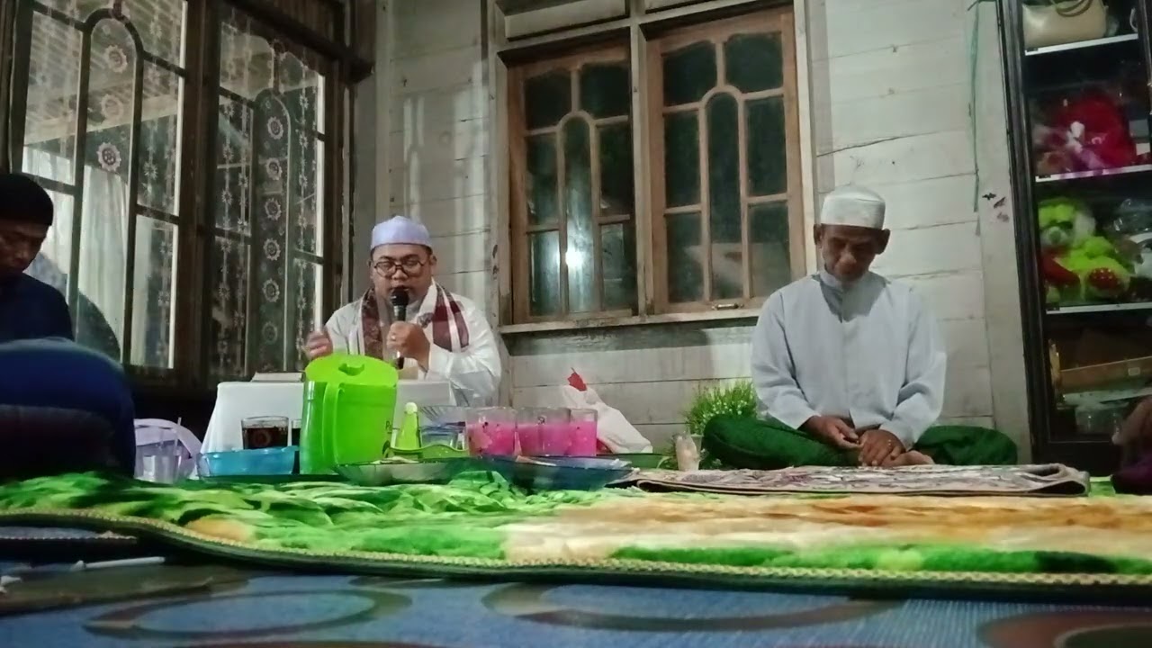 pembacaan manaqib syach muhammad zaini ghani (abah guru sekumpul)
