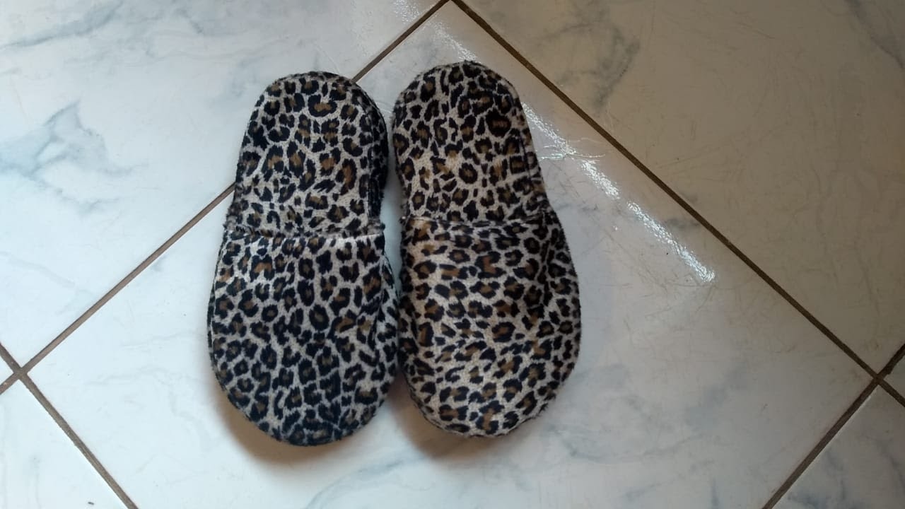 Como fazer pantufa de pelúcia