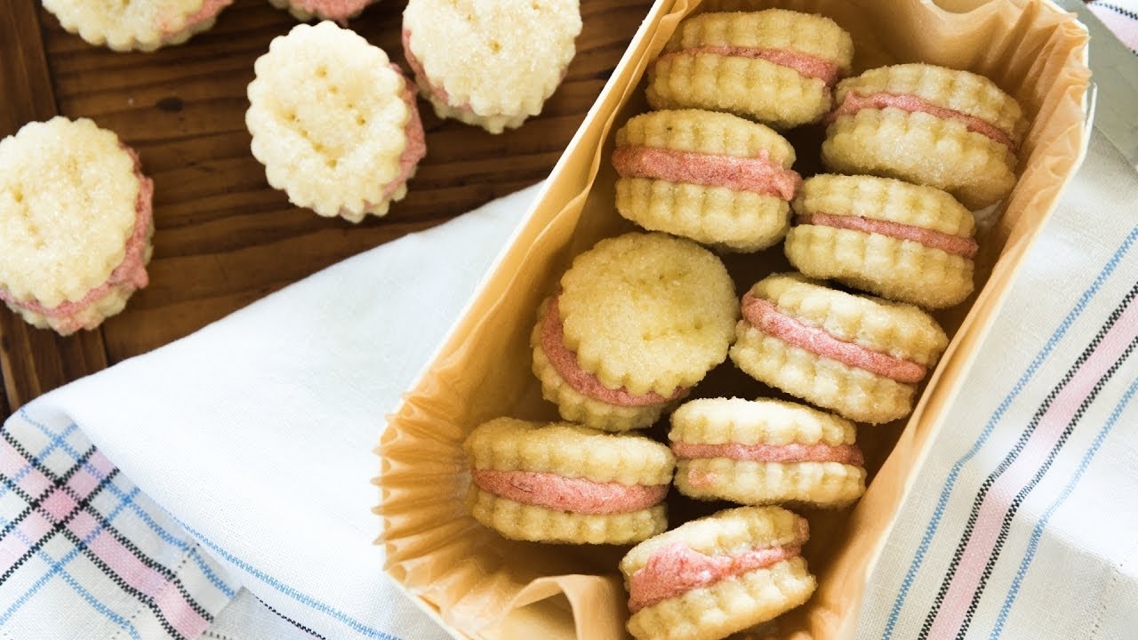 Rhubarb Wafer Cookies