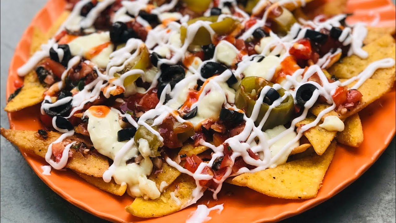 OVERLOADED NACHOS (HOMEMADE)