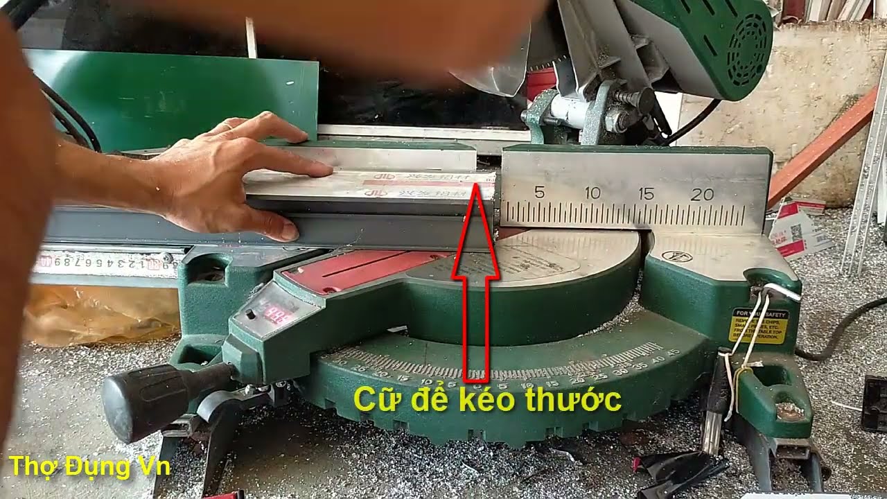 Chia sẻ Cách cắt nhôm Xingfa dùng máy độ một đầu đơn giản, rẻ nhất cho anh em mới làm.