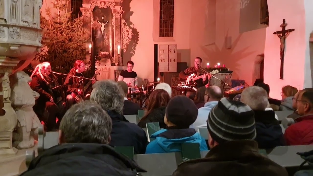 Nollaig Moon - The Black Holes unplugged
