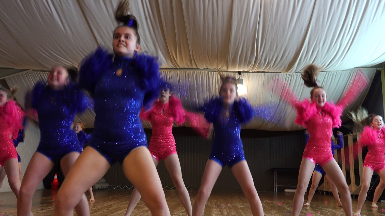 Team KickAss: dansen in kleur