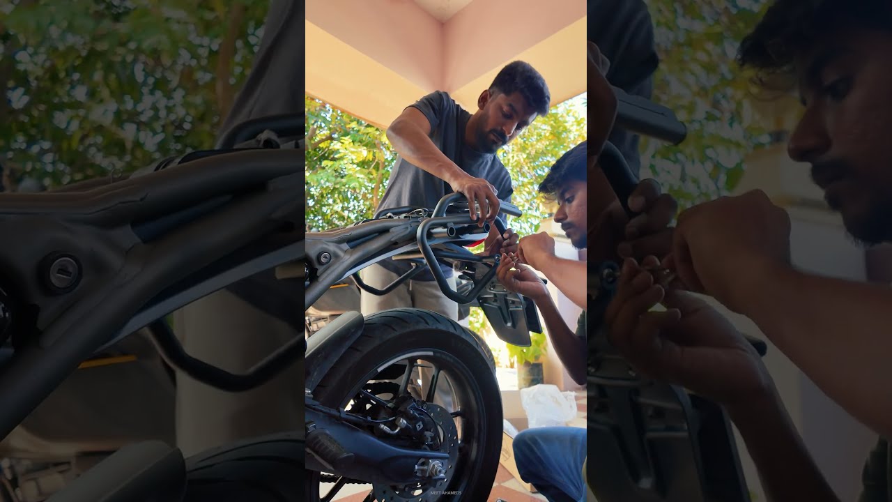 Triumph Speed 400 : Luggage Rack and Saddle stay - Installation