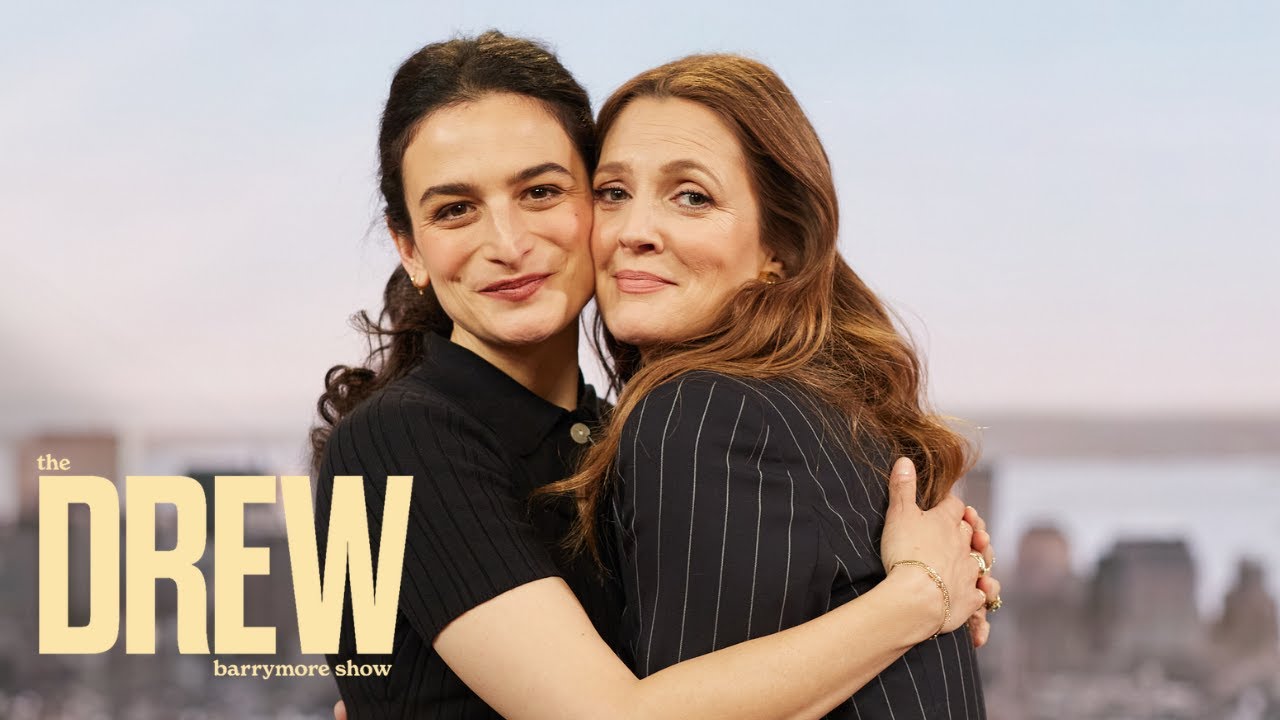 Jenny Slate Calls Her Therapist 