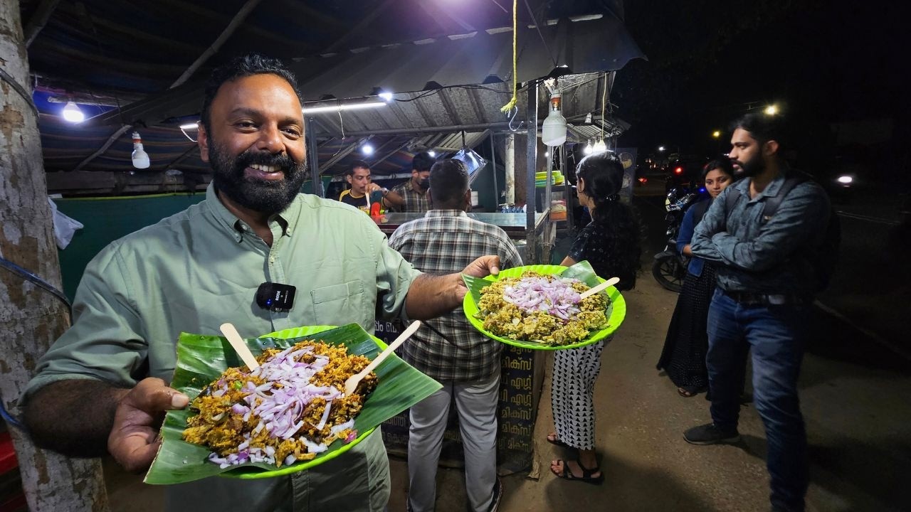 Variety Street food vendor - Thrissur Thattukada
