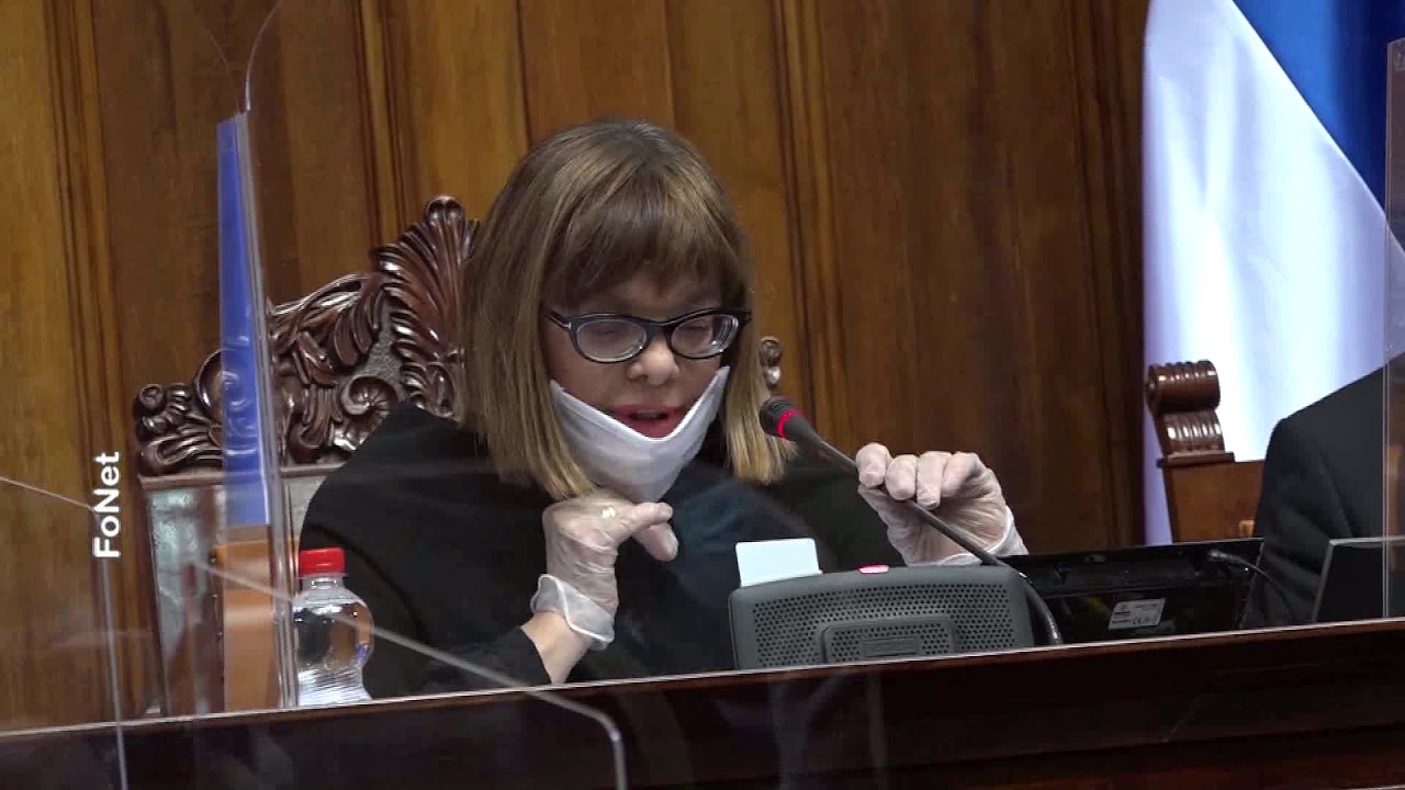 2020-04-28-M&aacute;sf&eacute;l h&oacute;napos kihagy&aacute;s ut&aacute;n ism&eacute;t &ouml;ssze&uuml;lt a szerb parlament
