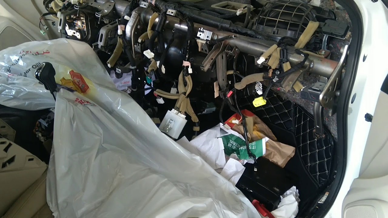 replacing A/C evaporator nissan Maxima A36.