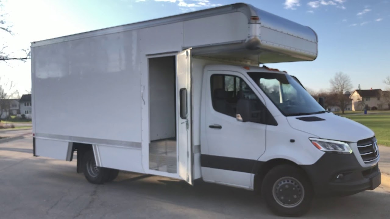 Mercedes-Benz Sprinter mobile office with cabover sleeper Expeditor 15.5 Ft box truck body