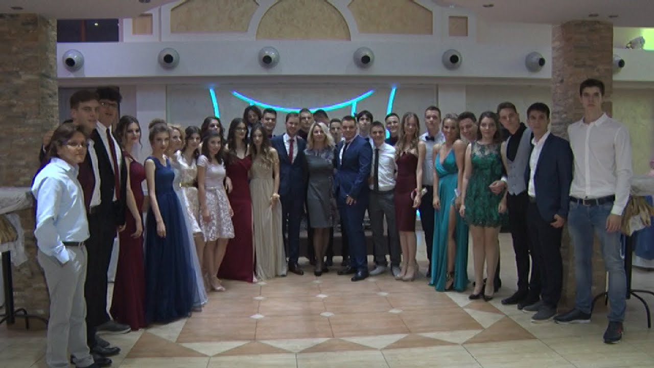 Gimnazijalci proslavili maturu