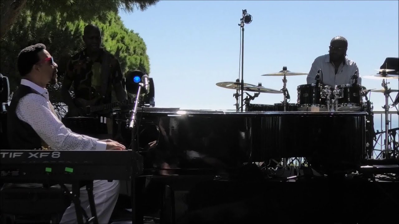 Exotic Love - Bobby Lyle at 4. Algarve Smooth Jazz Festival (2019)