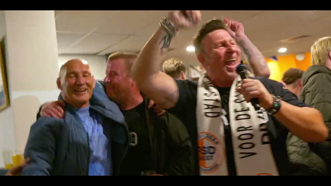 Johan Heeren & Sam Vanvelthoven - Jullie zijn het helemaal (Officiële videoclip)