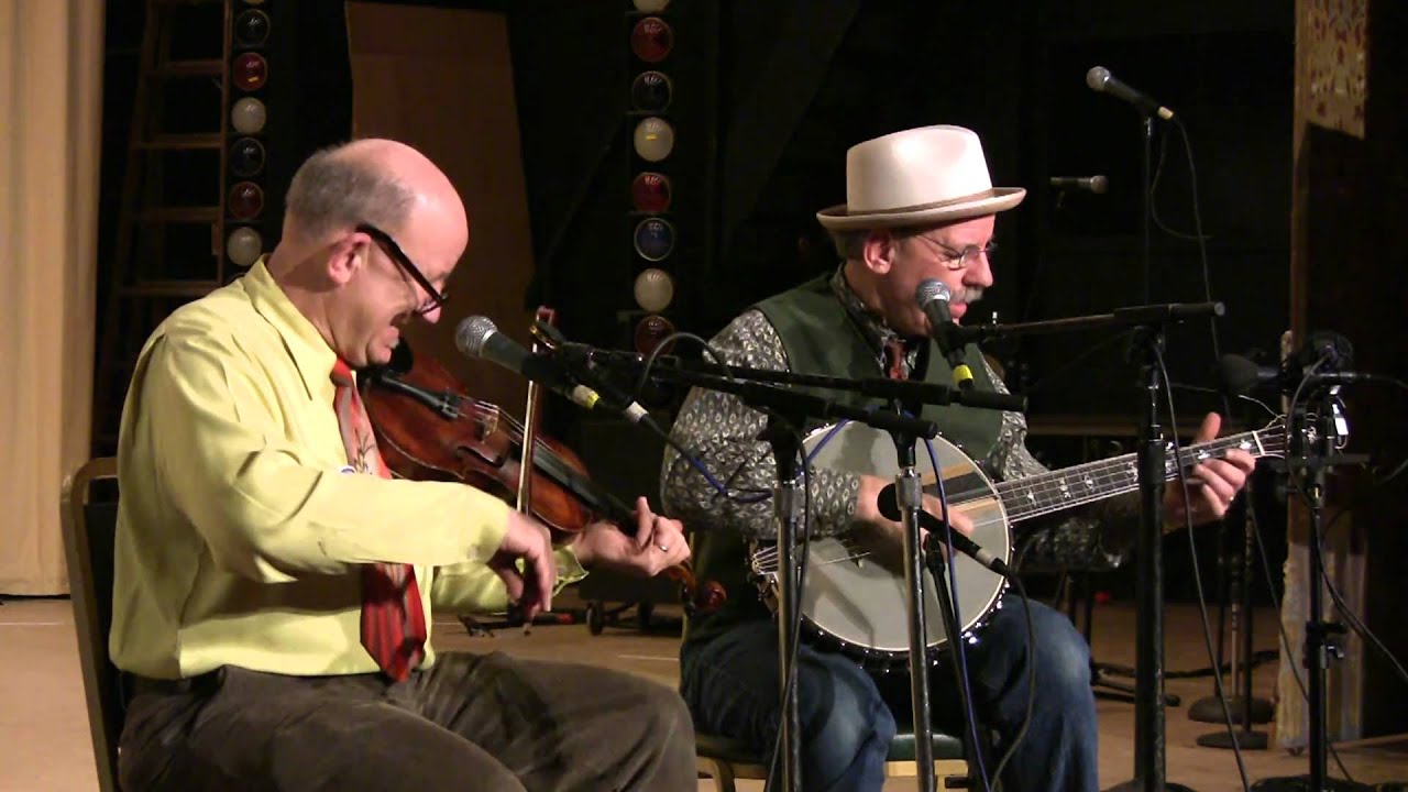 02 Canote Brothers 2011 01 15 Gray Cat On The Tennessee Farm