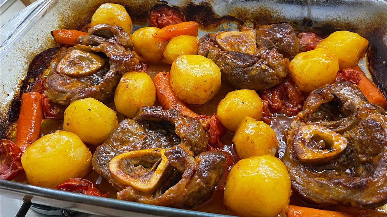 Osobucco al forno! Ricetta facile e deliziosa con patate e carote.😋😋