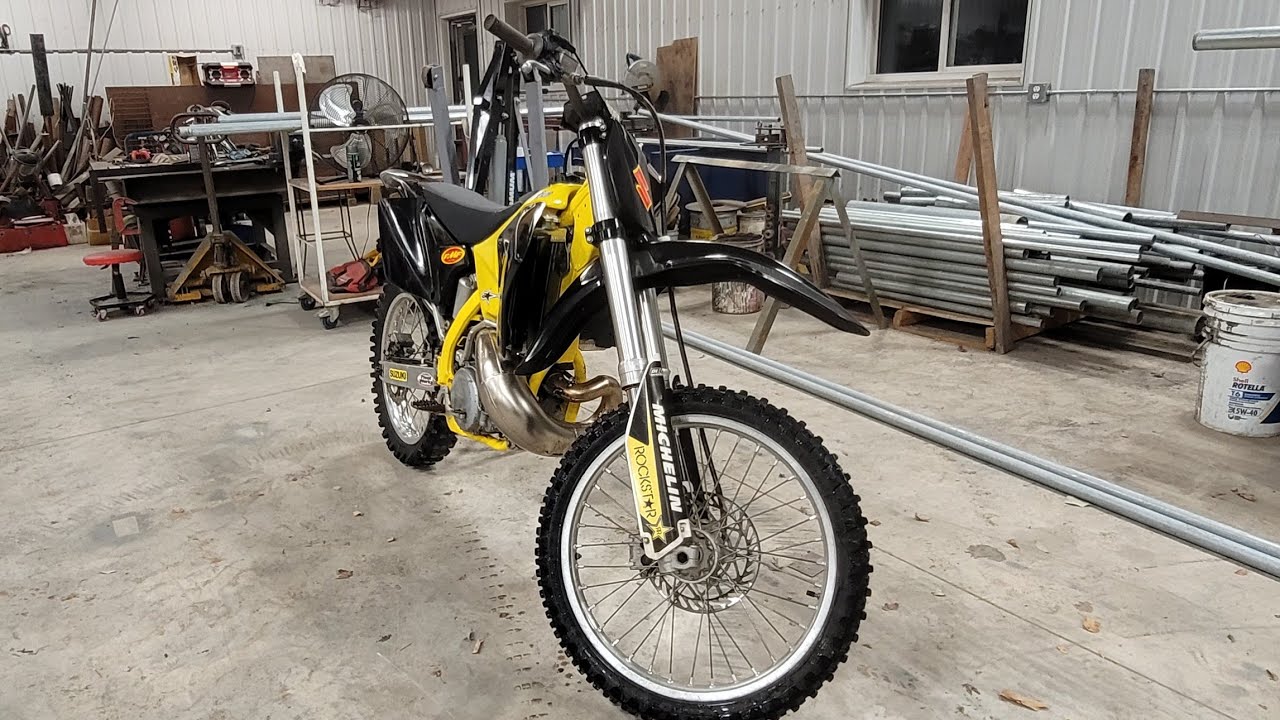 new toy!! 2001 rm250