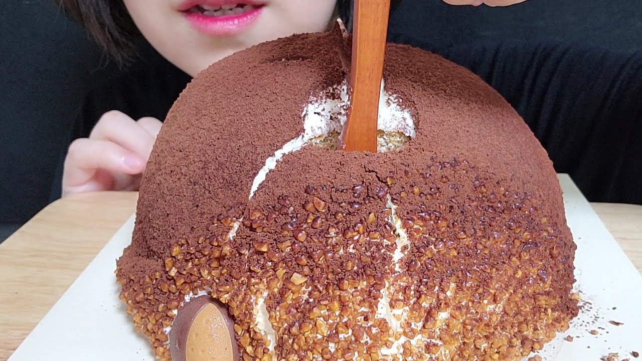 뚜레쥬르 귀여운 당신은 밤 맛 케이크 먹방 chestnut cake mukbnag