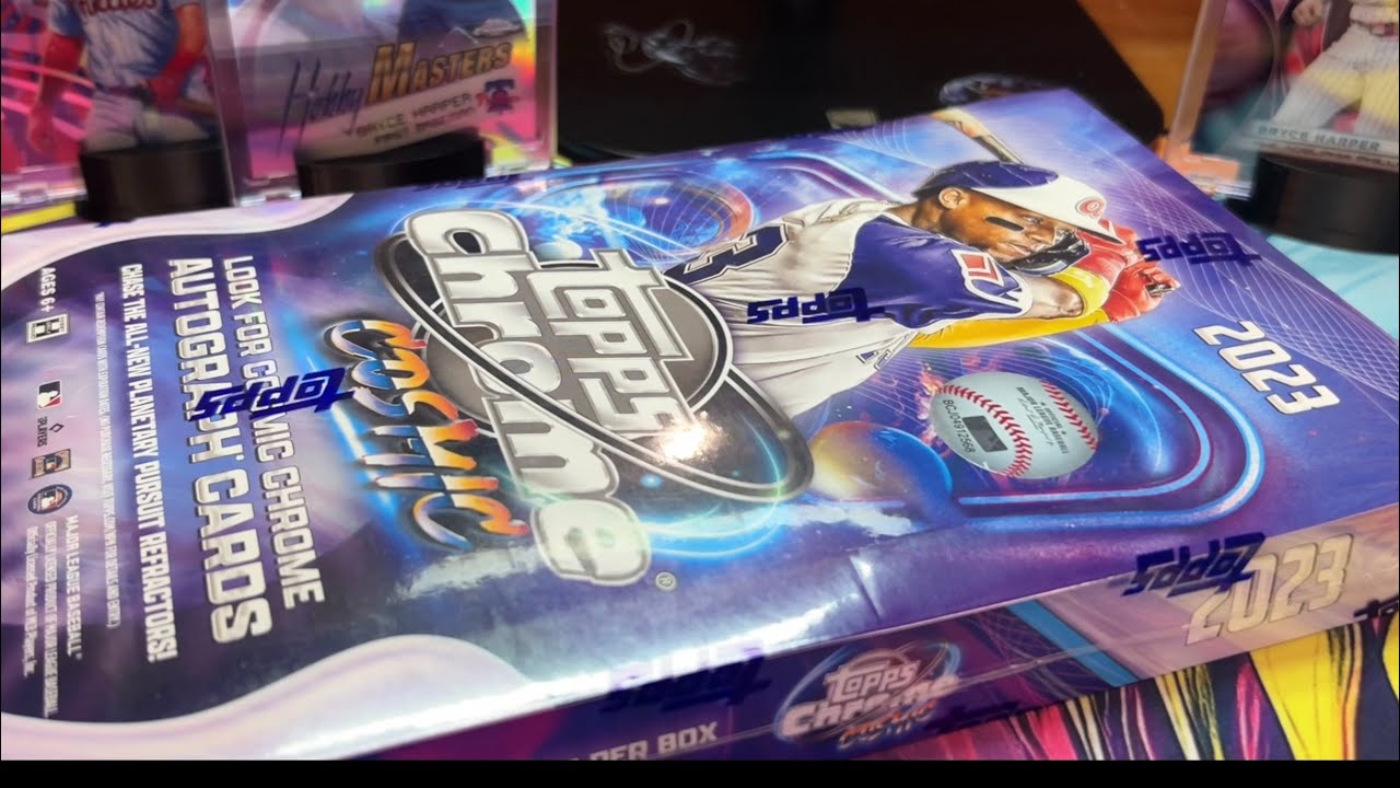2023 Topps Chrome Cosmic , box 3