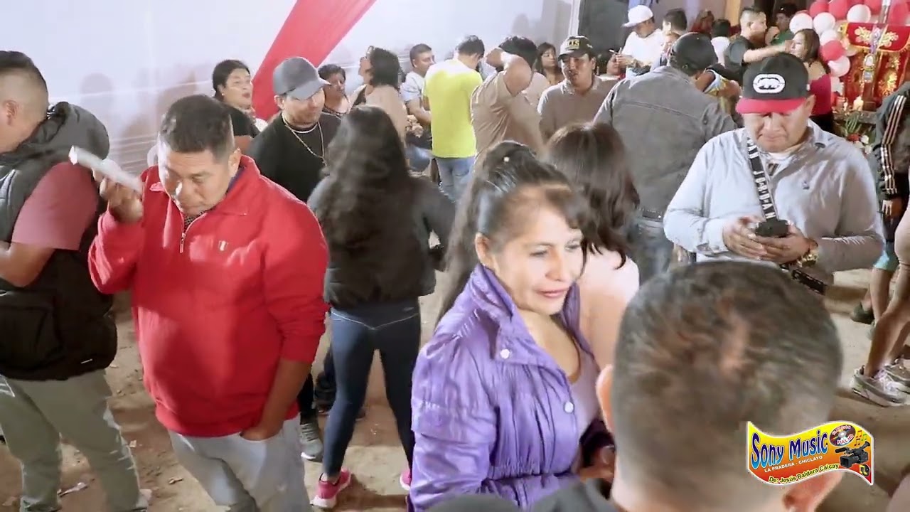 OLAS MARINAS - LA SINVERGUENZA (D.R) / EN VIVO CHICLAYO