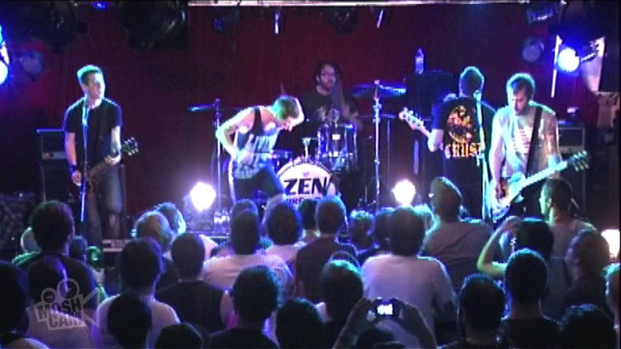 Polar Bear Club - Living Saints (Live in Sydney) | Moshcam