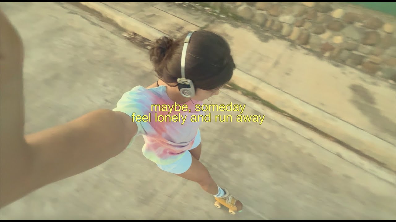 Lara Bahiyyih - Runaway demo (Lyric Visualizer)