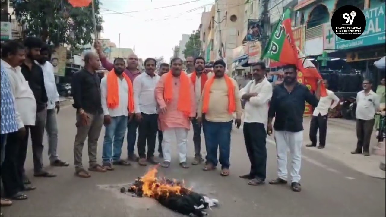 Explosive Protest: Rahul Gandhi&rsquo;s Effigy Burnt Amid Outrage Over Controversial Remarks