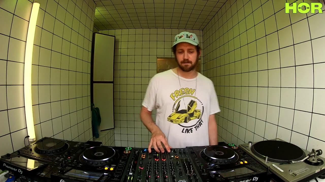 Bau Mich Auf - Katzele | HÖR - May 22 / 2022