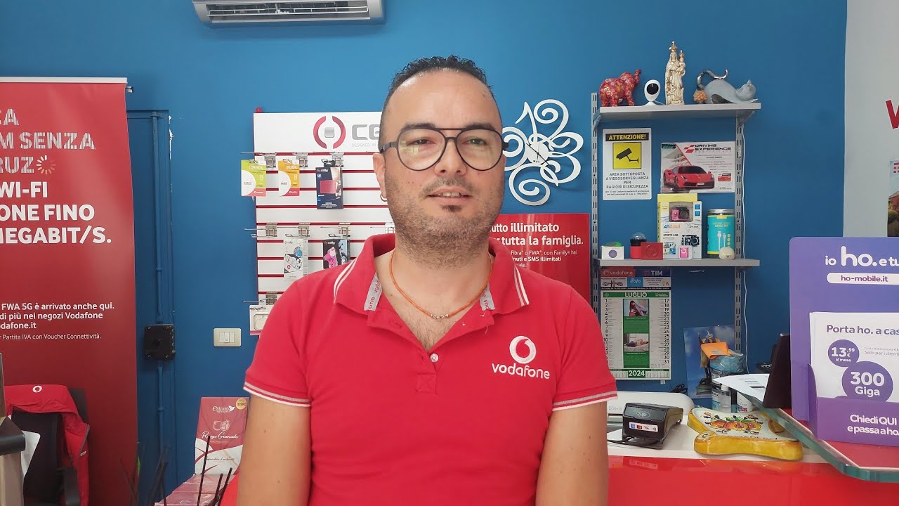 Chiude l'attività negli orari della Ztl, la protesta di un negoziante della via Licata
