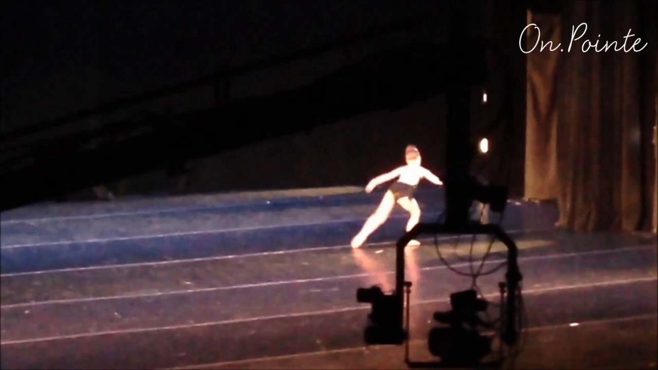 Mackenzie Ziegler - Out of My Mind (Showcase)