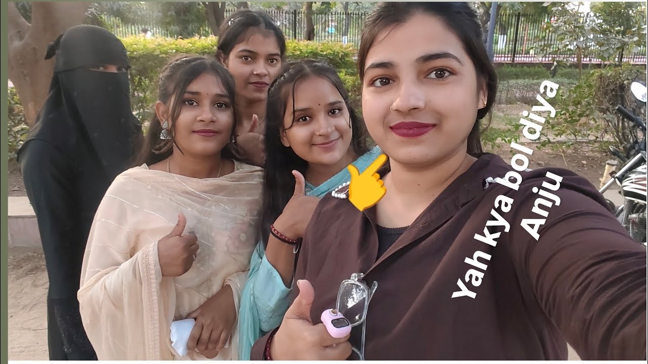 Public aap sab log jarur dekhna kyunki humne block mein bahut maje kiye block and Tak dekhna Anju 🙏