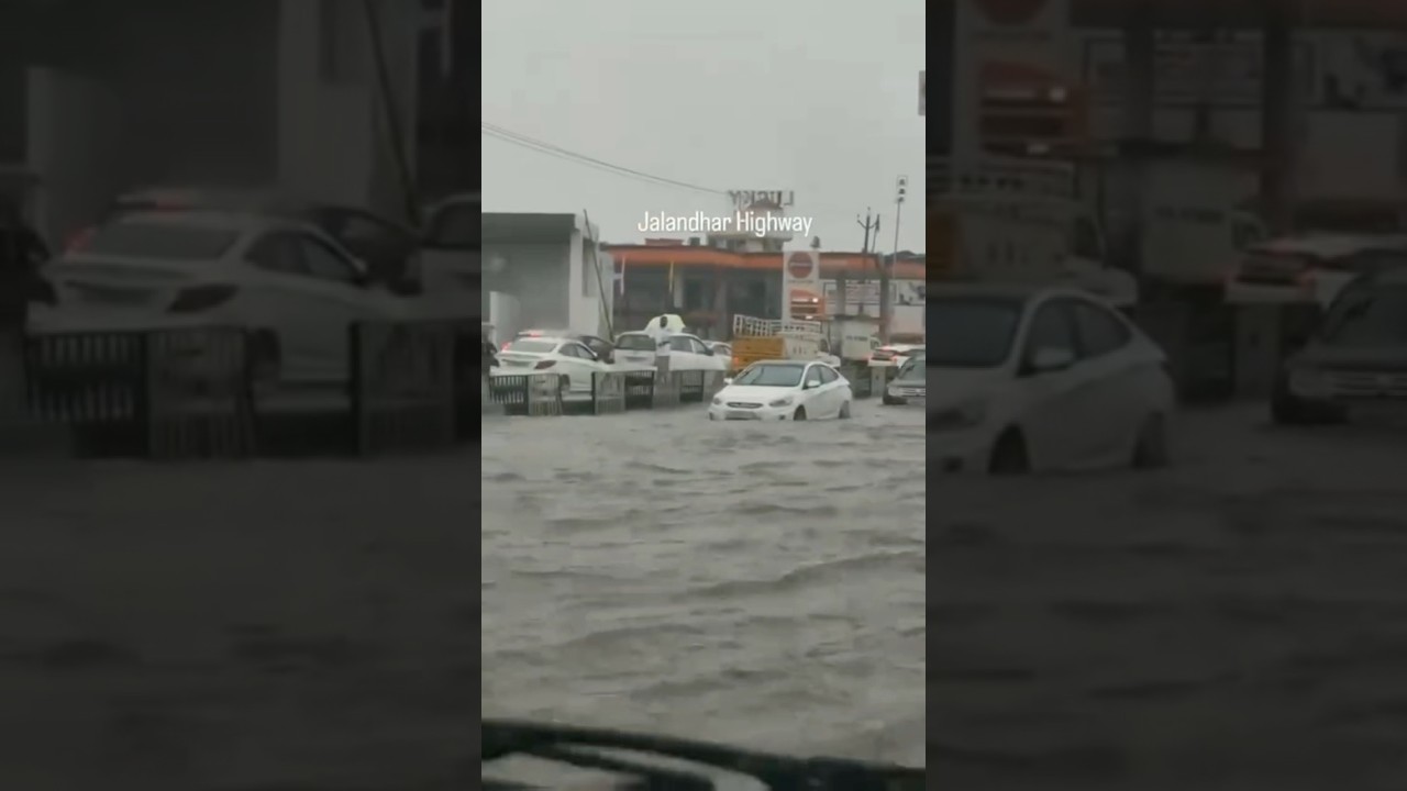 Unbelievable! Heavy Rain Turns Jalandhar Into a River #flood #jalandhar