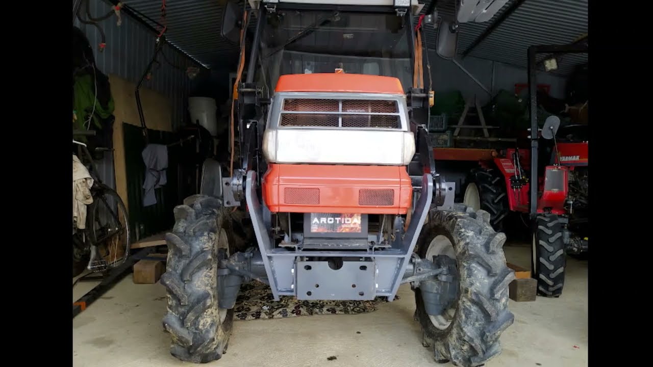 Kubota GL 32 z ładowaczem Lewis Cz  II