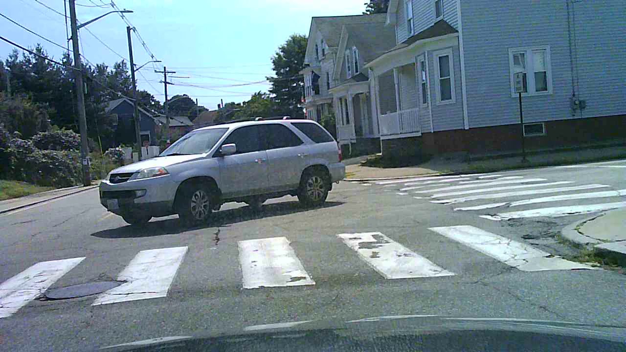 Driving through Providence, Rhode Island - Plainfield Street