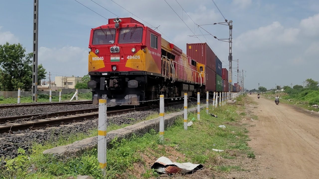 King of Indian Railways 100%Raw Footage 4K 49406+49438 Gandhidham GE Loco Shed @PHR_RAILJUNCTION