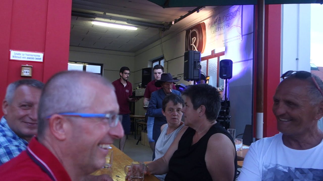 MAIBAUMUMSCHNITT  der BURSCHEN in  PILGERSDORF 2019