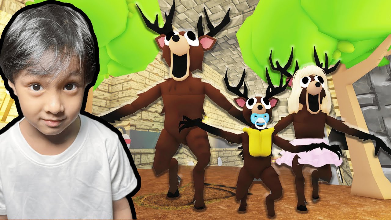 หนีครอบครัวกวาง 99 คืน (Roblox 99 nights in the forest family police station)