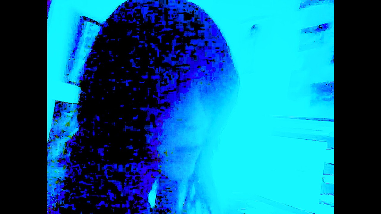 Crystal Castles - Fleece