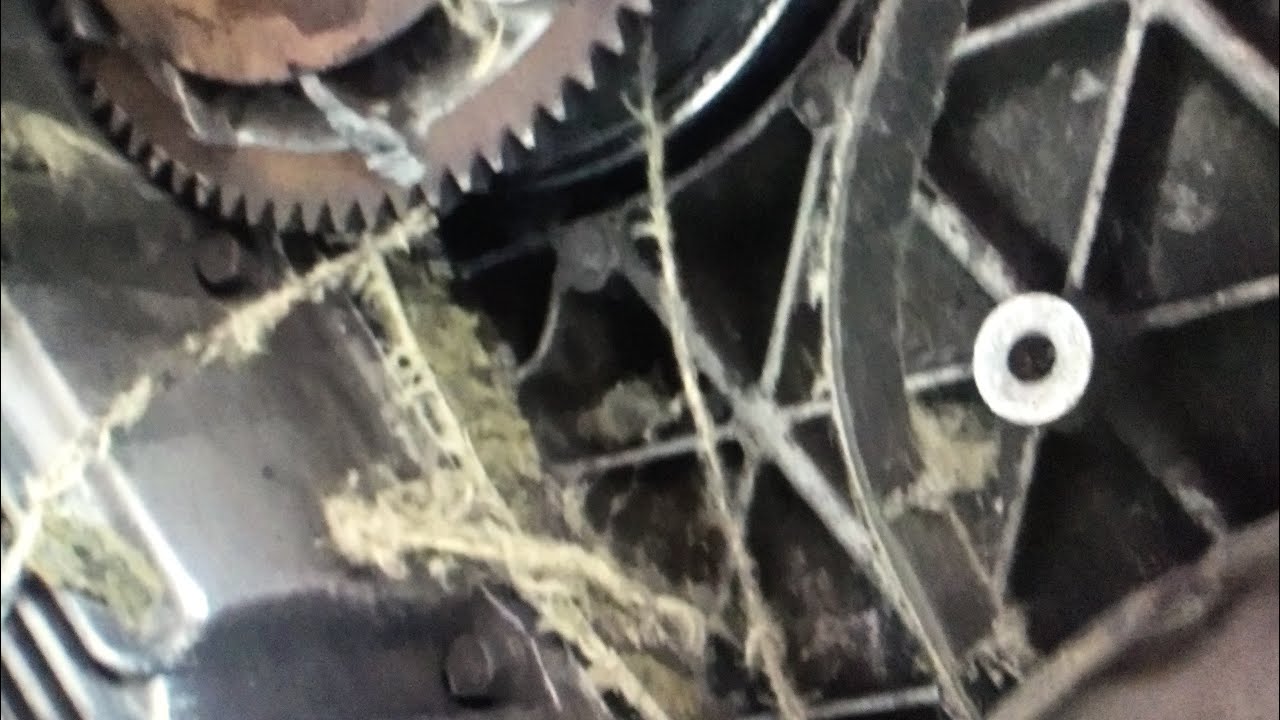 Catastrophic Drive belt fail, Piaggio X-evo Scooter Part 1