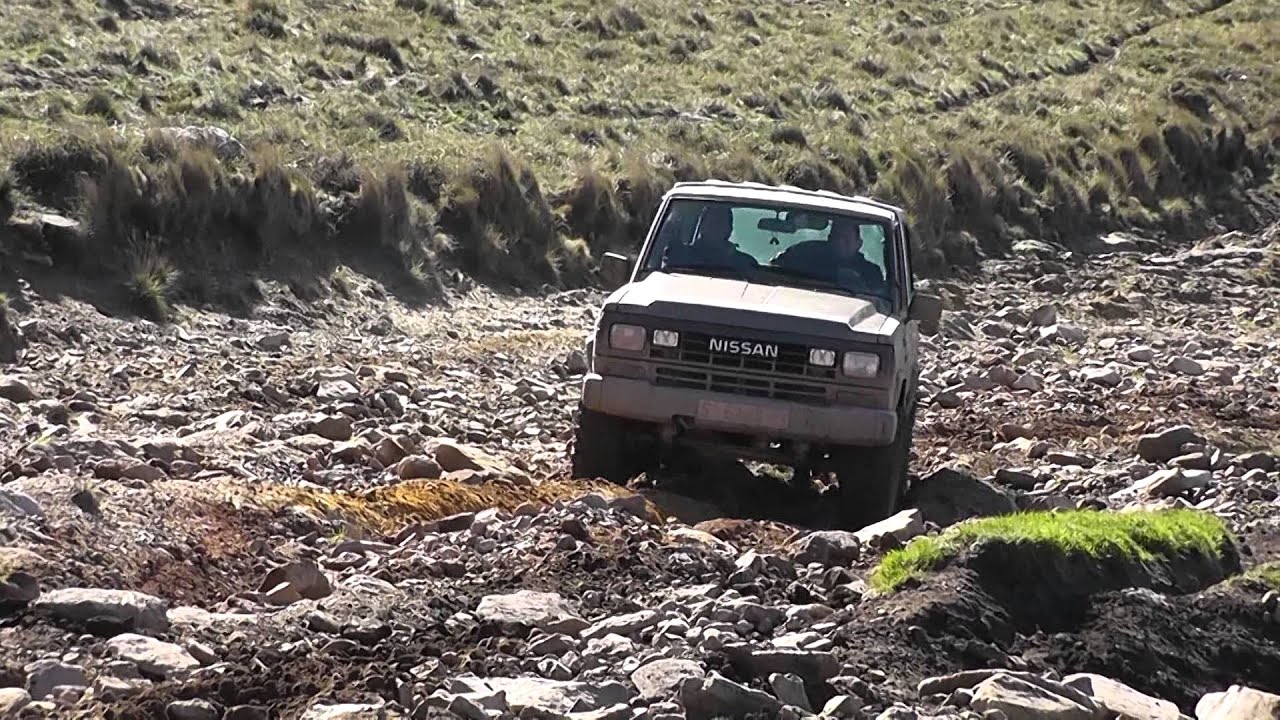 Nissan Patrol L28 subiendo cortafuegos del Caballar