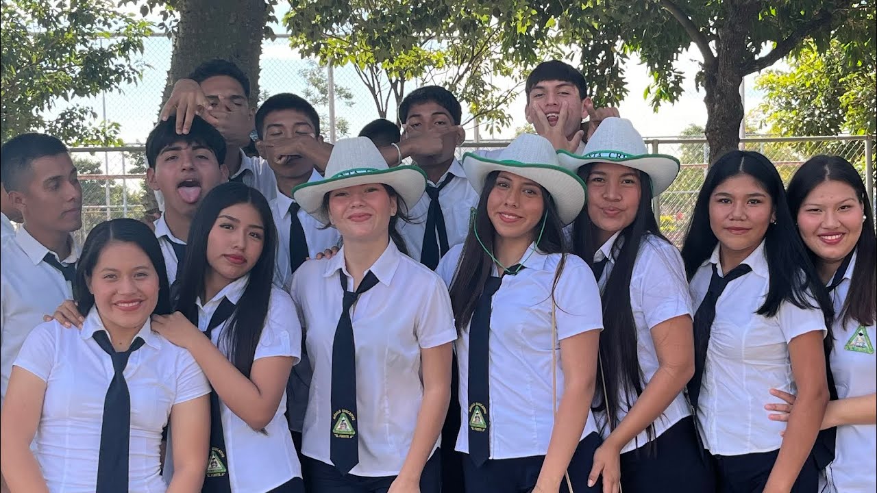 Hola blog!!! (En el colegio) 13/08/25