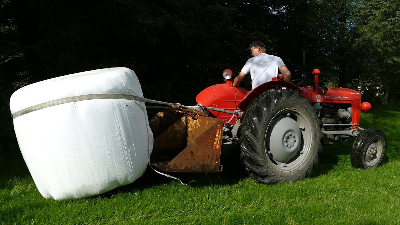 Massey Ferguson 35X Multi-Power Picking Up Big Bale w/ The Back Shovel | Danish Agriculture