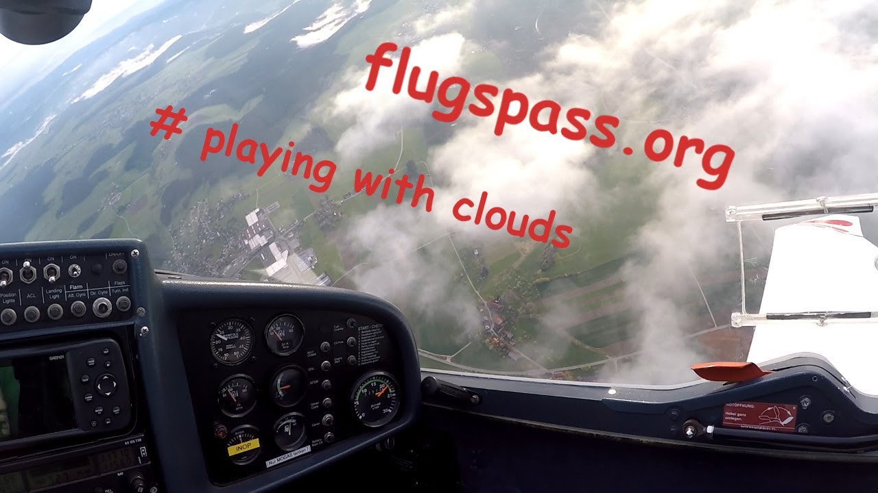 playing with clouds DV20 Katana Über den Wolken