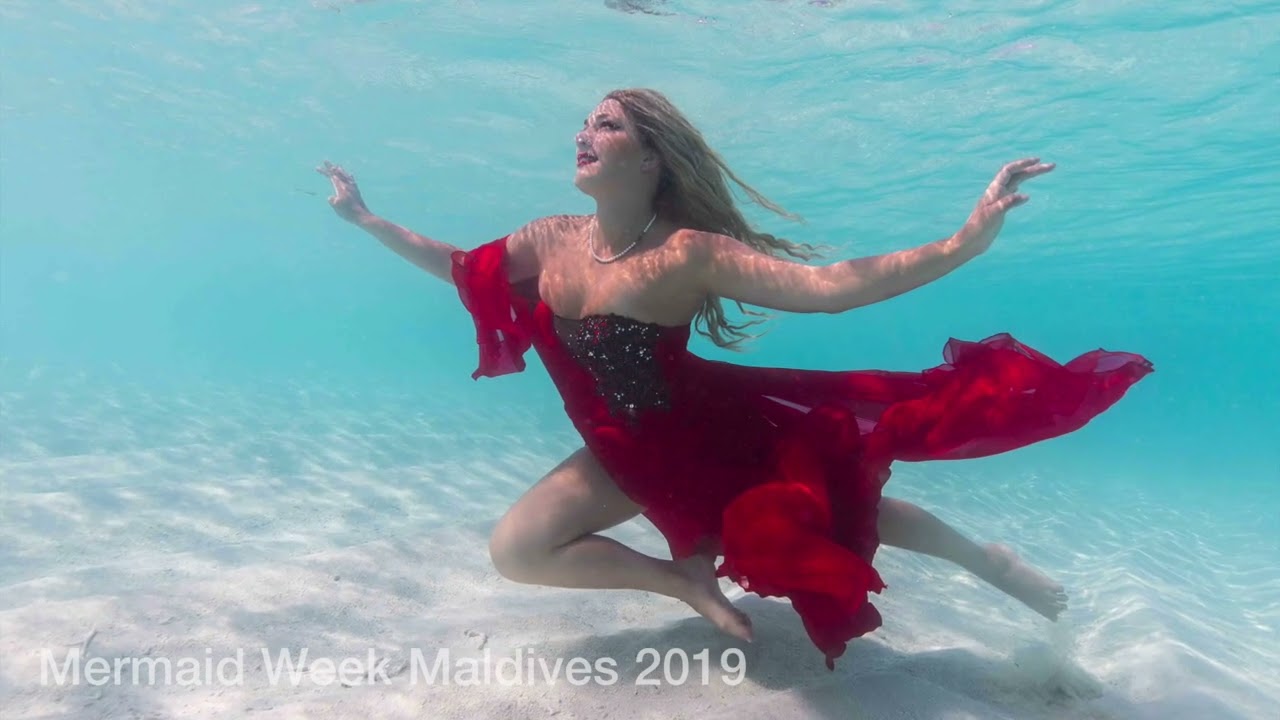 Lilles Verwandlung in eine Meerjungfrau – Retreat auf den Malediven mit Mermaid Kat