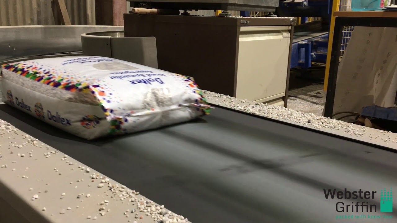 High speed bagging of decoractive aggregates
